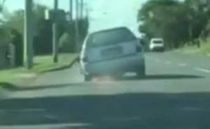 Ko kaže da su za vožnju potrebna sva četiri točka? (VIDEO)