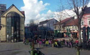 FOTO: Januar u Zenici - kafa u bašti, sunce i ugodne temperature