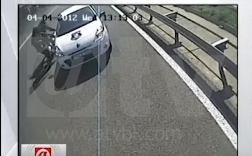 Pogledajte snimak pljačke blindiranog vozila koju su izveli specijalci MUP-a RS-a (VIDEO)