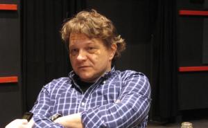 Dragan Bjelogrlić: Ujedinimo se, ne dajte da nam djeci budu uzori kriminalci i prostitutke!