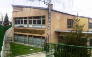 Sarajevo: Postavljanje zaštitne ograde kod škole na Hridu