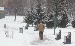 FOTO: Sarajevo pod sniježnim pokrivačem