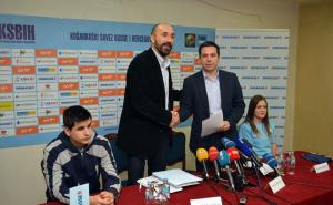 FOTO: Košarkaški savez BiH i Sparkasse Bank potpisali sponzorski ugovor