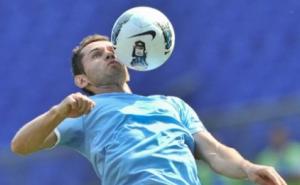 Senad Lulić zaradio žuti karton nakon oštrih startova (VIDEO)