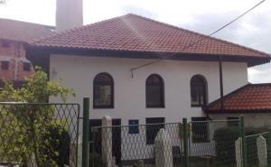 Imam sarajevske džamije otvorio vrata za sve kojima je hladno, bili muslimani ili ne