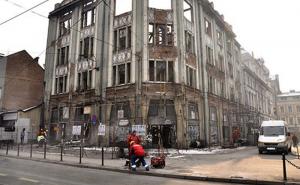 FOTO: Počelo uklanjanje skele s objekta Feroelektro