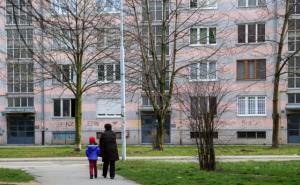 Grbavica: Policija traga za razbojnicima koji su uz prijetnju nožem opljačkali Sarajliju