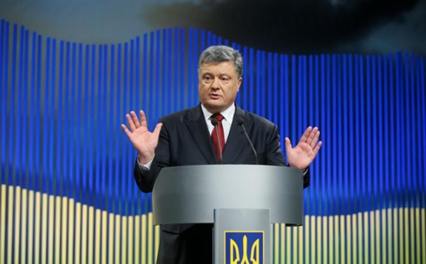 Porošenko: Borit ću se za svaki centimetar ukrajinske teritorije