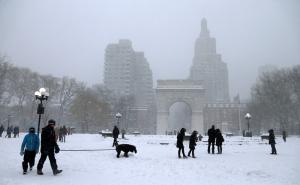 Sniježna oluja odnijela 10 života: Vanredno stanje u 11 država SAD-a (FOTO)