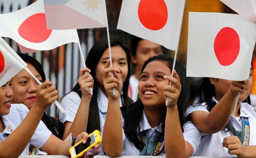 Tako to rade u Japanu: Ministar ekonomije podnio ostavku zbog optužbi za korupciju