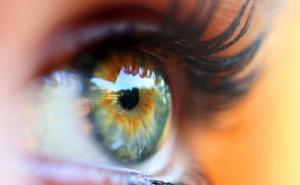 Učinite svoje trepavice ljepšim i dužim (VIDEO)