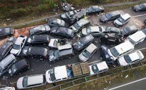 Lančani sudar u Egiptu, stradala 21 osoba