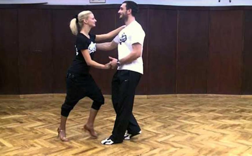 Osnovni korak salse: Ples koji se lako uči, a rado pleše (VIDEO)