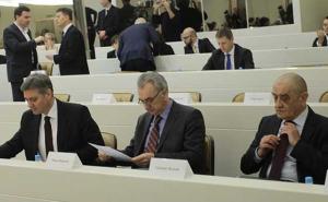 Poslanici pitali Vijeće ministara o vršnjačkom nasilju, mlijeku, mesu, odlasku mladih iz BiH...