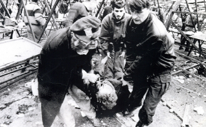 Minuta šutnje, Fatiha i molitva: 22 godine od stravičnog masakra na Markalama (VIDEO)