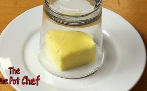 Brzi savjeti: Omekšajte puter uz pomoć čaše (VIDEO)