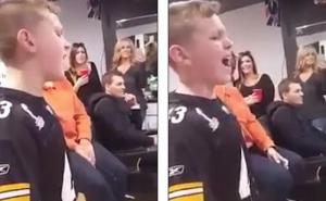 Adele bi bila ponosna: Jedanaestogodišnjak savršeno otpjevao hit Hello (VIDEO)