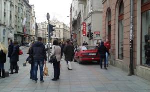 FOTO: Parking papak blokirao Titovu ulicu