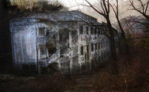 FOTO: Jezivu napuštenu psihijatrijsku bolnicu žele posjetiti mnogi, evo zašto ne bi trebali