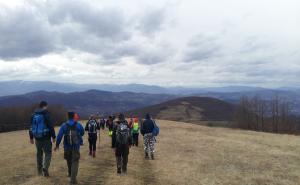 'Evo ruke, Vedade': Zenički planinari opet u humanitarnoj akciji (FOTO)