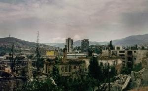 Sarajevska ljubavna priča: Kako je jedna fotografija otkrila radost i tugu rata u BiH