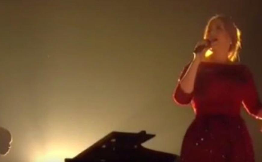 Dodjela Grammyja: Adele objasnila zašto je zvučala tako loše (VIDEO)