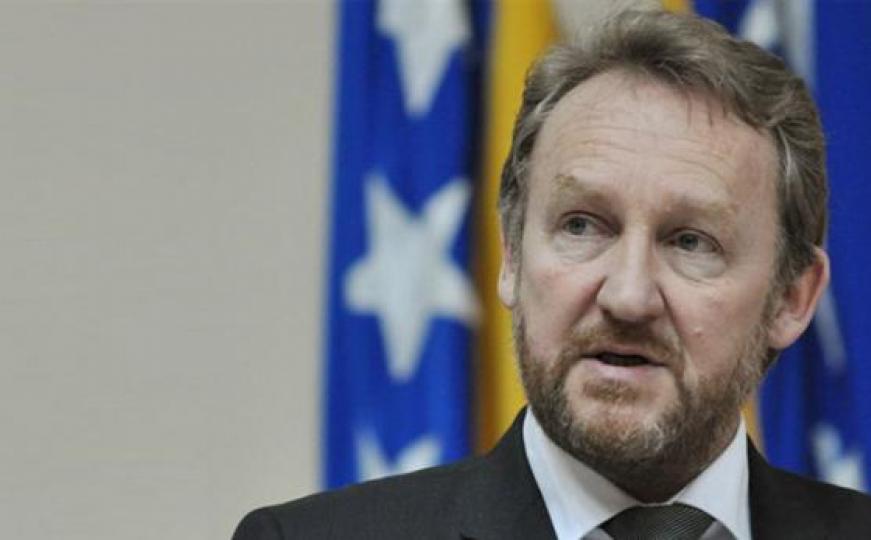 Bakir Izetbegović: Napadi u Turskoj unose nemire u naša srca