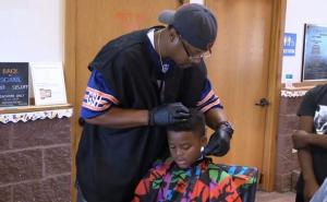 Divno: Ovaj frizer šiša djecu besplatno, uz jedan uvjet (FOTO)