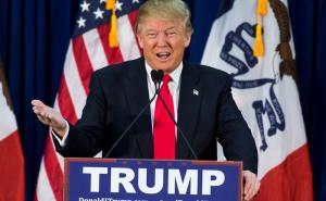 Donald Trump: Želio bih udariti demonstranta u lice