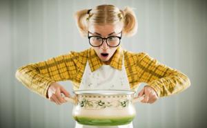 Brzi trikovi koji će vam olakšati kuhanje (VIDEO)