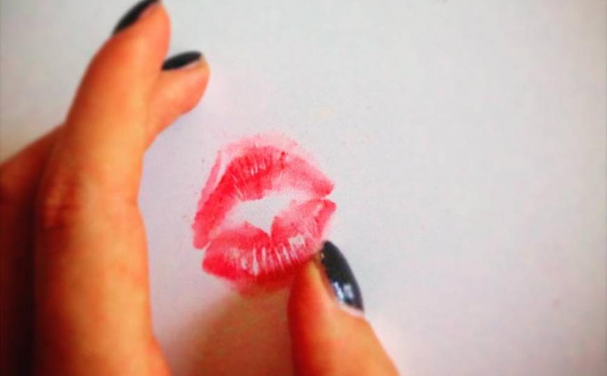 Kako je Božo Vrećo čestitao Dan žena: Moje muze, vile, dame, božice... 