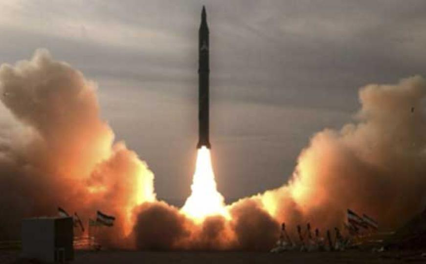 Iran ispalio dvije balističke rakete s porukom 'Izrael mora biti izbrisan'