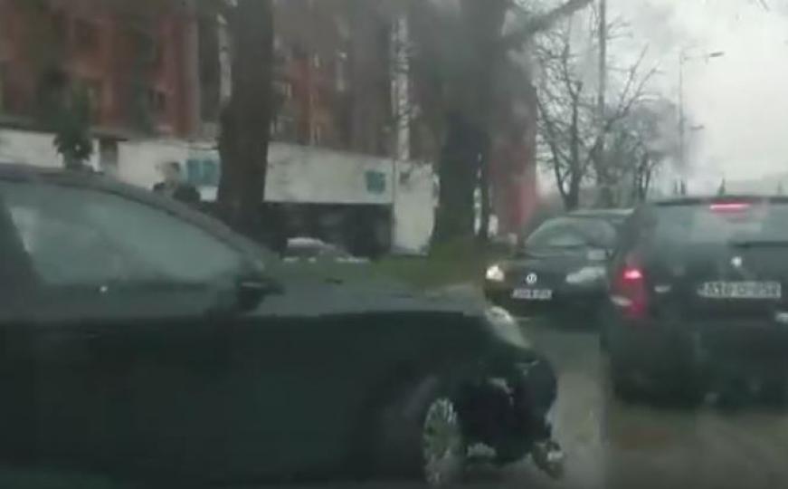 Sarajevo: Saobraćajna nezgoda u Kranjčevićevoj ulici (VIDEO)