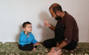 Surova realnost sirijske djece: Četverogodišnji dječaci zbog detonacija izgubili sluh