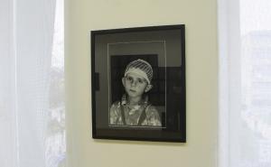 Zavirimo na izložbu 'Djeca u ratu' koja se večeras otvara u Umjetničkoj galeriji (FOTO)