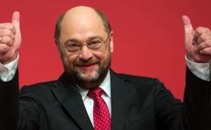 Predsjednik EP odstranio zastupnika iz dvorane zbog govora mržnje protiv Turaka (VIDEO)