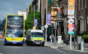 Irski premijer podnio ostavku