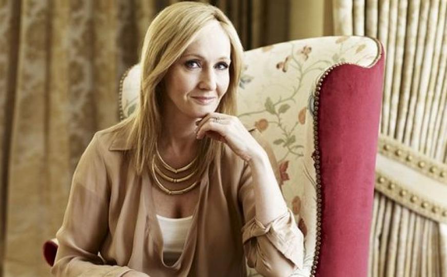 Na aukciji stolac u kojem je J.K. Rowling pisala Harryja Pottera: Početna cijena 45.000 dolara 