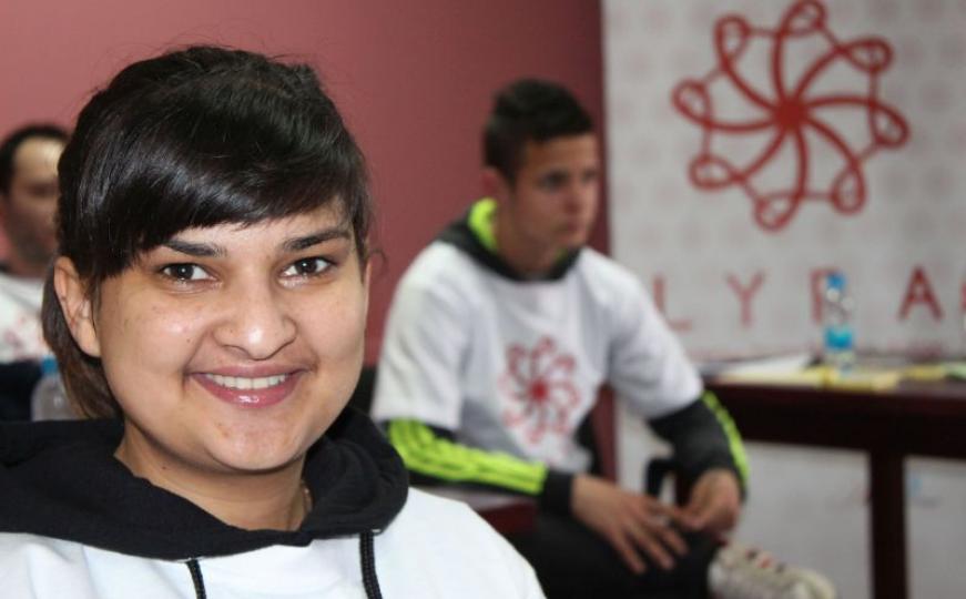 Nova generacija romskih lidera: Obrazovani, ponosni i odlučni u borbi protiv diskriminacije (FOTO)