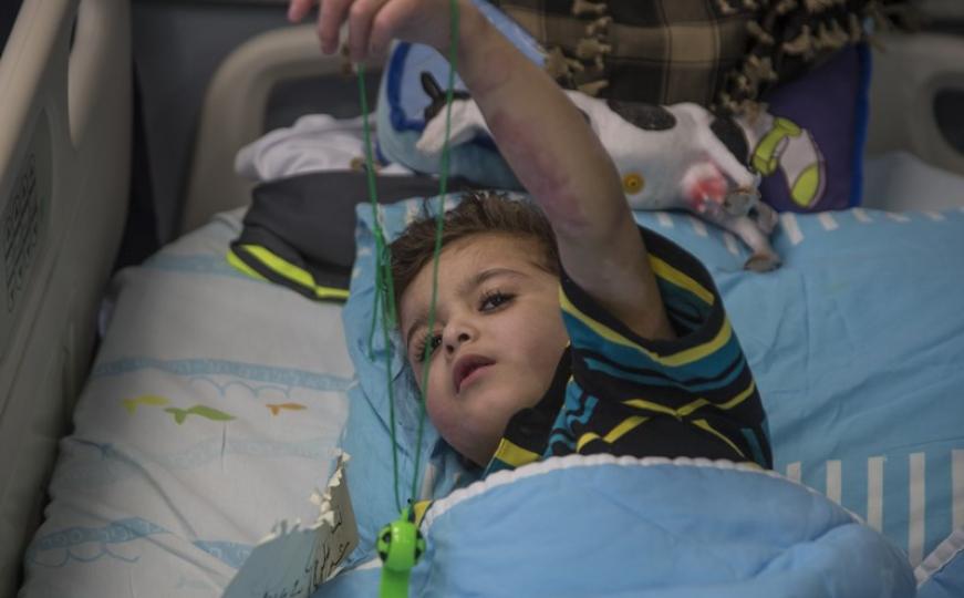Četverogodišnji Palestinac koji je u požaru izgubio cijelu porodicu sastat će se s Ronaldom