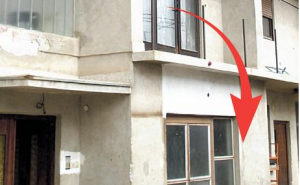 Majka skočila za jednogodišnjom bebom koja je pala sa terase