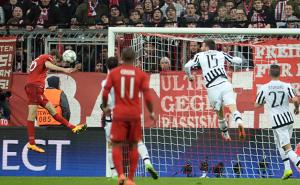 Liga prvaka: Bayern se vratio iz ponora, prošla i Barcelona 