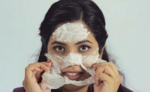 Jednostavno uklonite akne: Maska za lice od jaja (VIDEO)