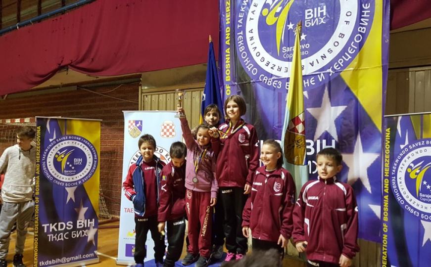 FOTO: Takmičari taekwondo kluba Sarajevo osvojili 6 medalja na Prvenstvu BiH