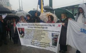 Predstavnici Udruženja žrtava i svjedoka iz BiH jutros otputovali u Den Haag (FOTO+VIDEO)