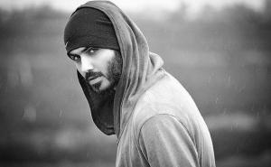 Omar Borkan: Šta radi dečko kojeg su protjerali zbog pretjerane ljepote? (FOTO)
