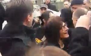 Haris Pašović iz Haaga za Radiosarajevo.ba: Obitelji žrtava tijelima štitile Hartmann od policije