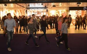 FOTO: Baletni flash mob održan u SCC-u