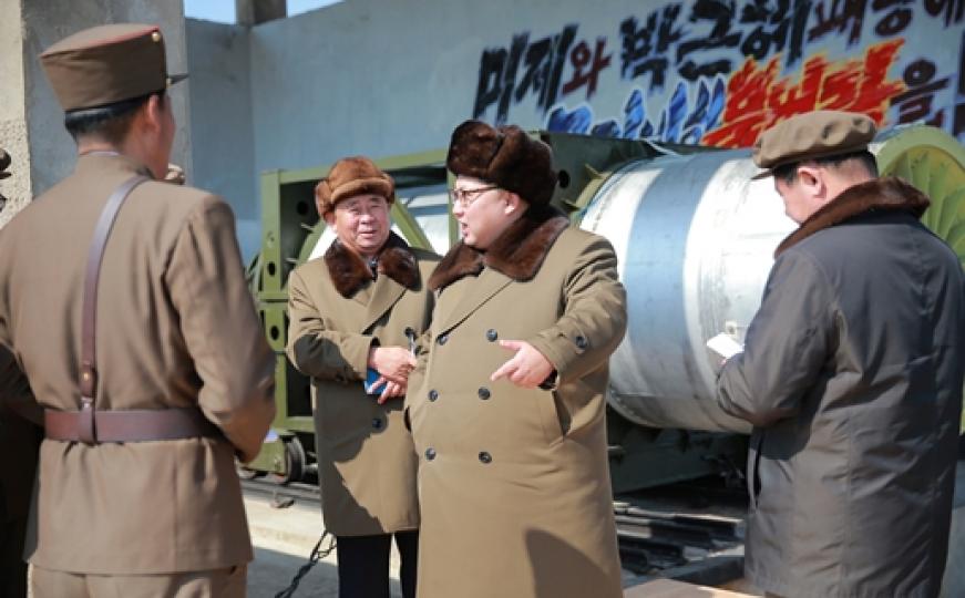 Sjeverna Koreja upozorila da će napasti predsjedničku palaču u Seulu 