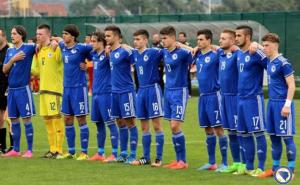 Mladi bh. fudbaleri vratili se iz Kazahstana, Govedarici pozlilo u avionu